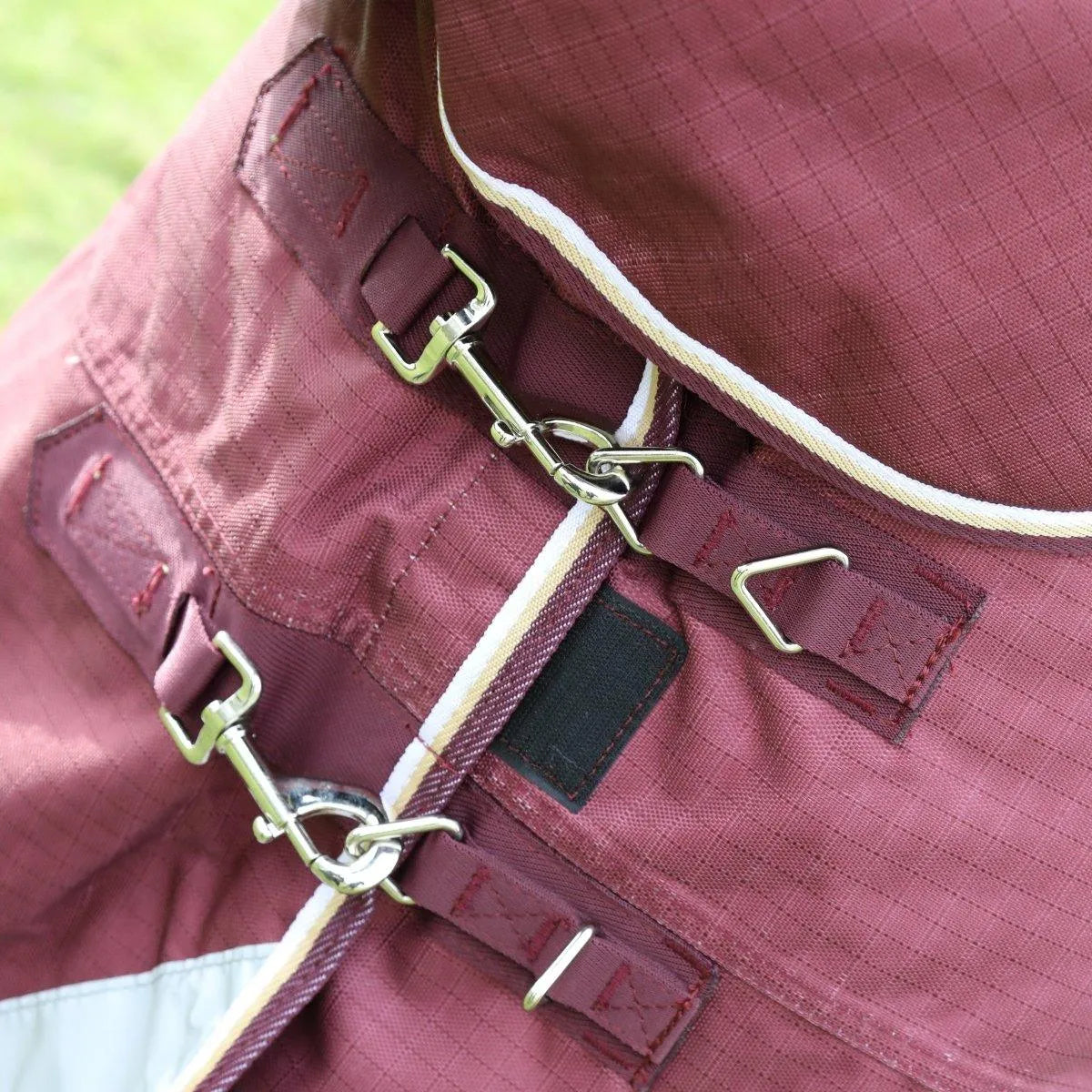 Highlander Plus 100 Combo Turnout Rug - Maroon - 5ft