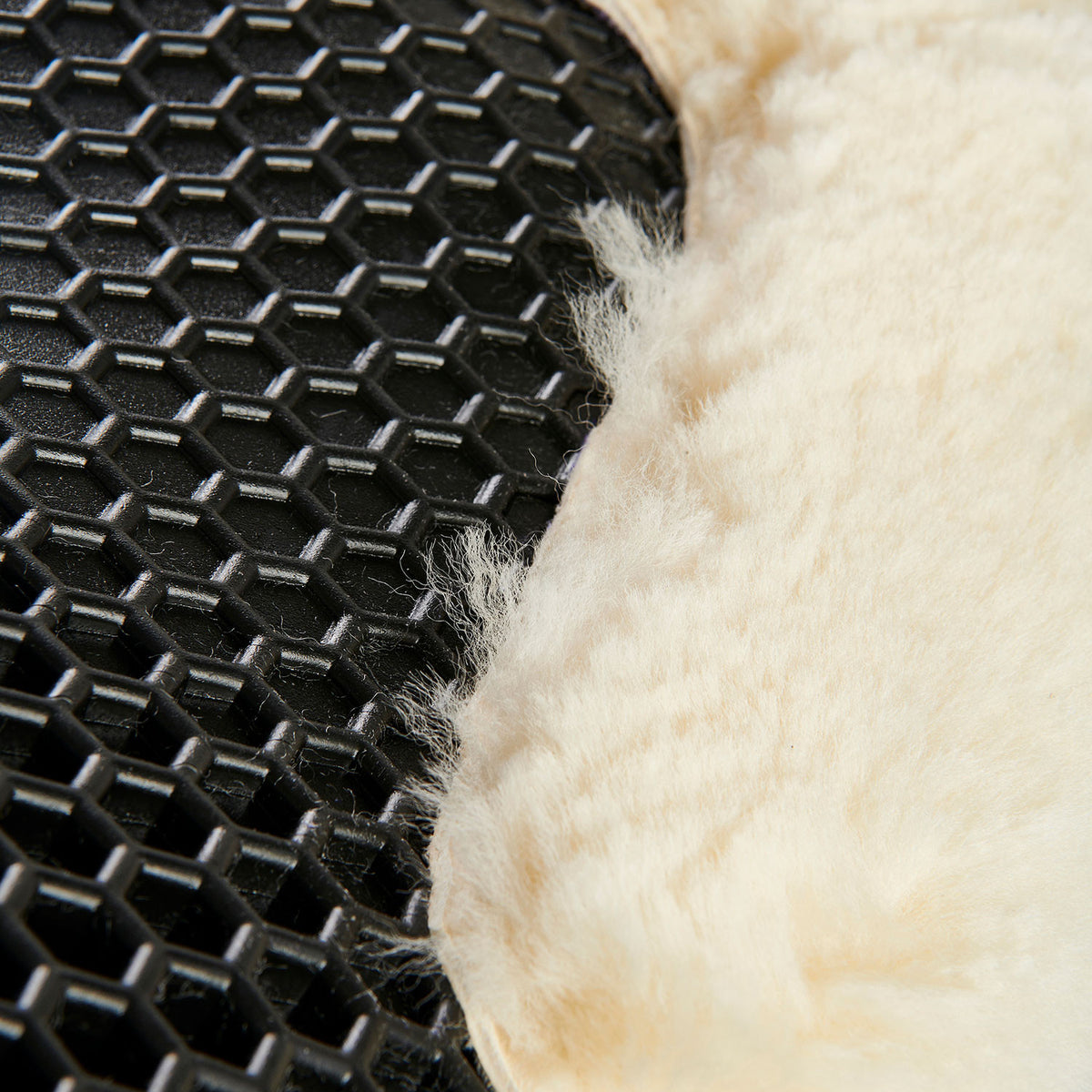 Acavallo Pad MF-S WFS suede rear sheepskin Hexagonal gel front riser