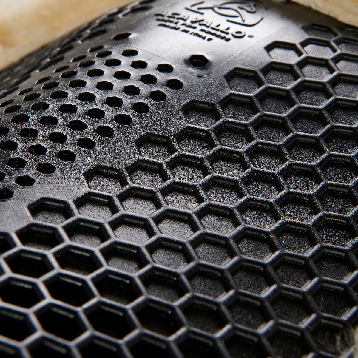 Acavallo Pad MF-S WFS suede rear sheepskin Hexagonal gel front riser