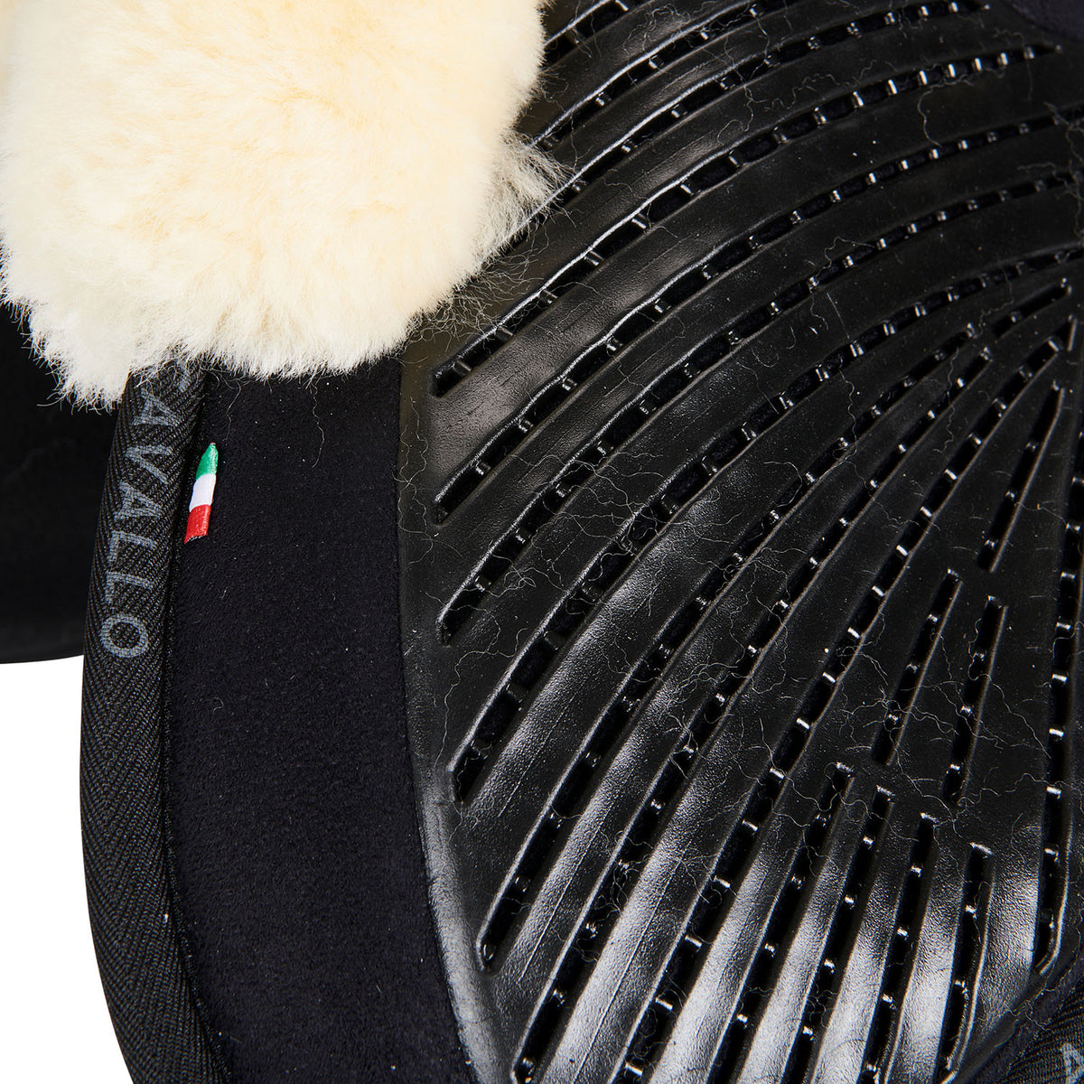Acavallo Pad MF-S JCCS-S CW-CS suede cut-out sheepskin gel grip flat