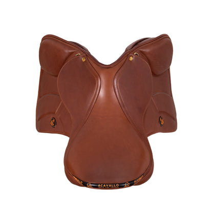 Acavallo Modigliani jumping saddle wool panels