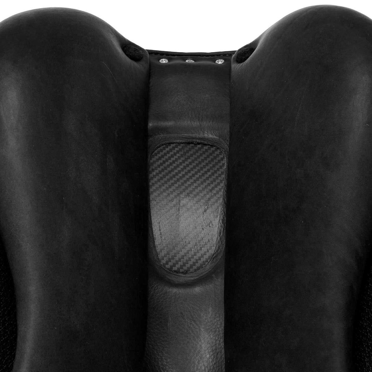 Acavallo Perugino dressage saddle short knee blocks