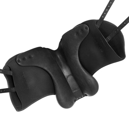 Acavallo Perugino dressage saddle short knee blocks