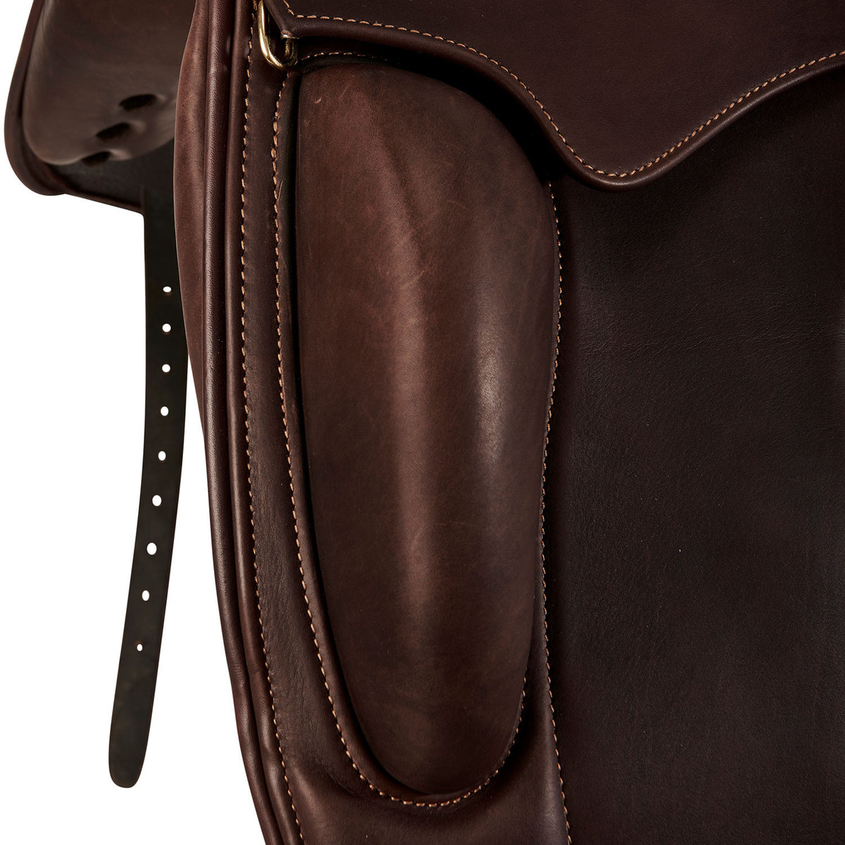 Acavallo Perugino dressage saddle short knee blocks
