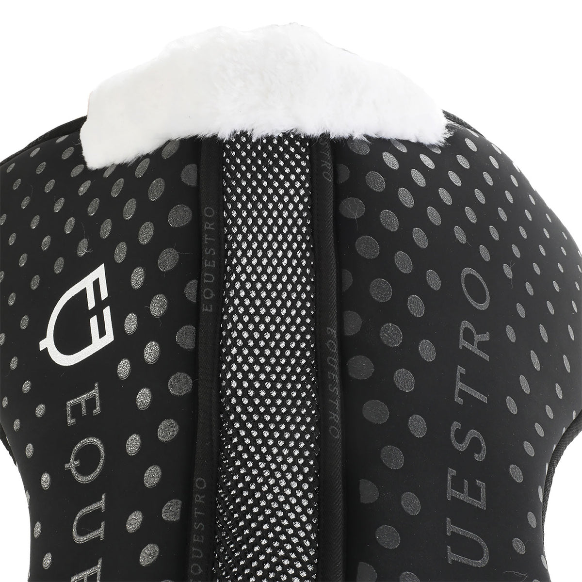 Equestro Breathable ecowool pad with grip