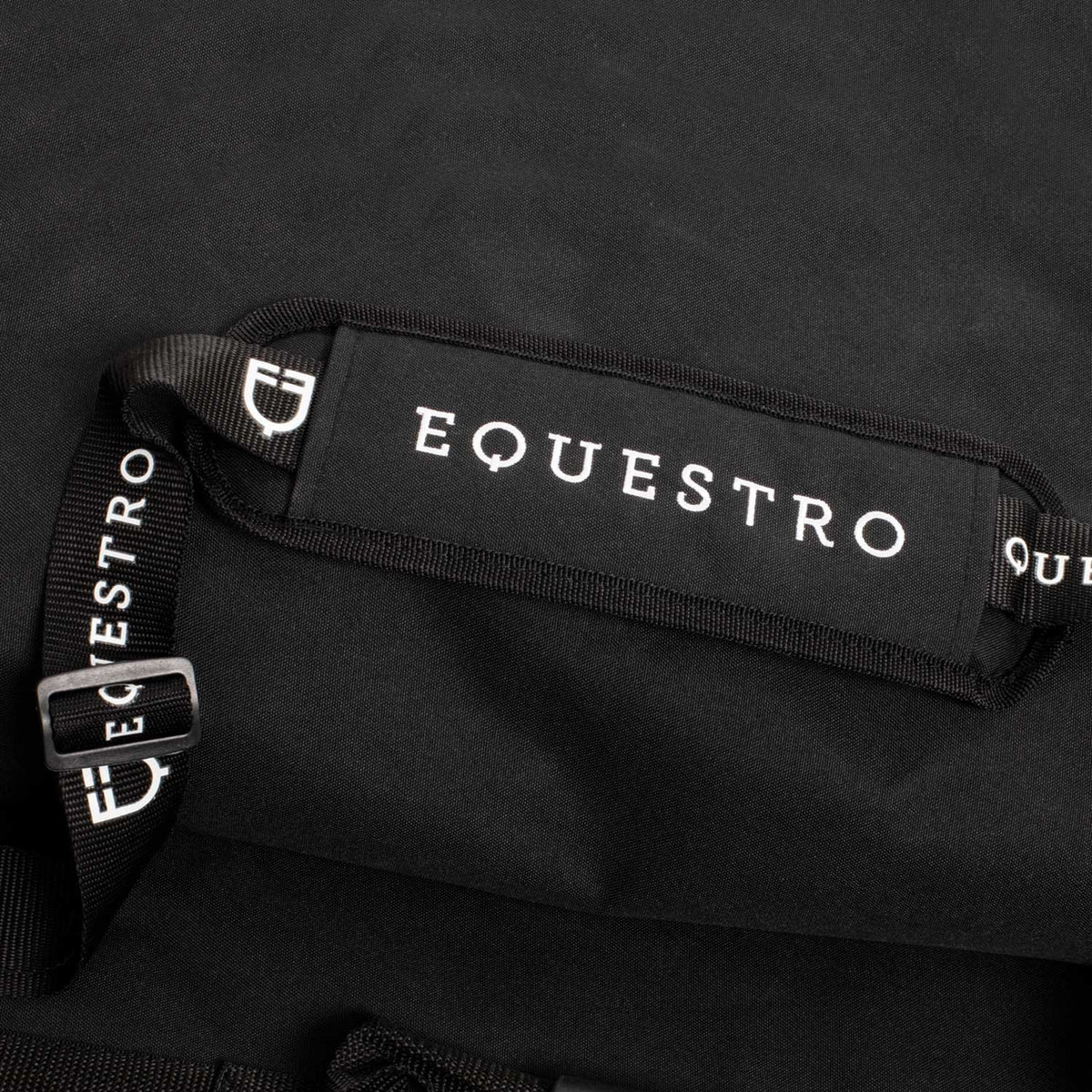 Equestro Saddle pad bag with logo