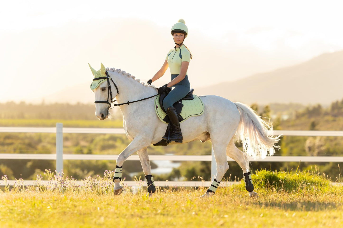 LeMieux SS26 Suede GP Square