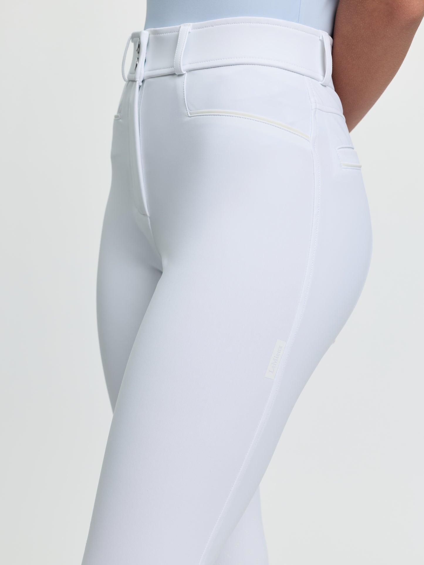 LeMieux SS26 Young Rider Izzy Full Seat Breech